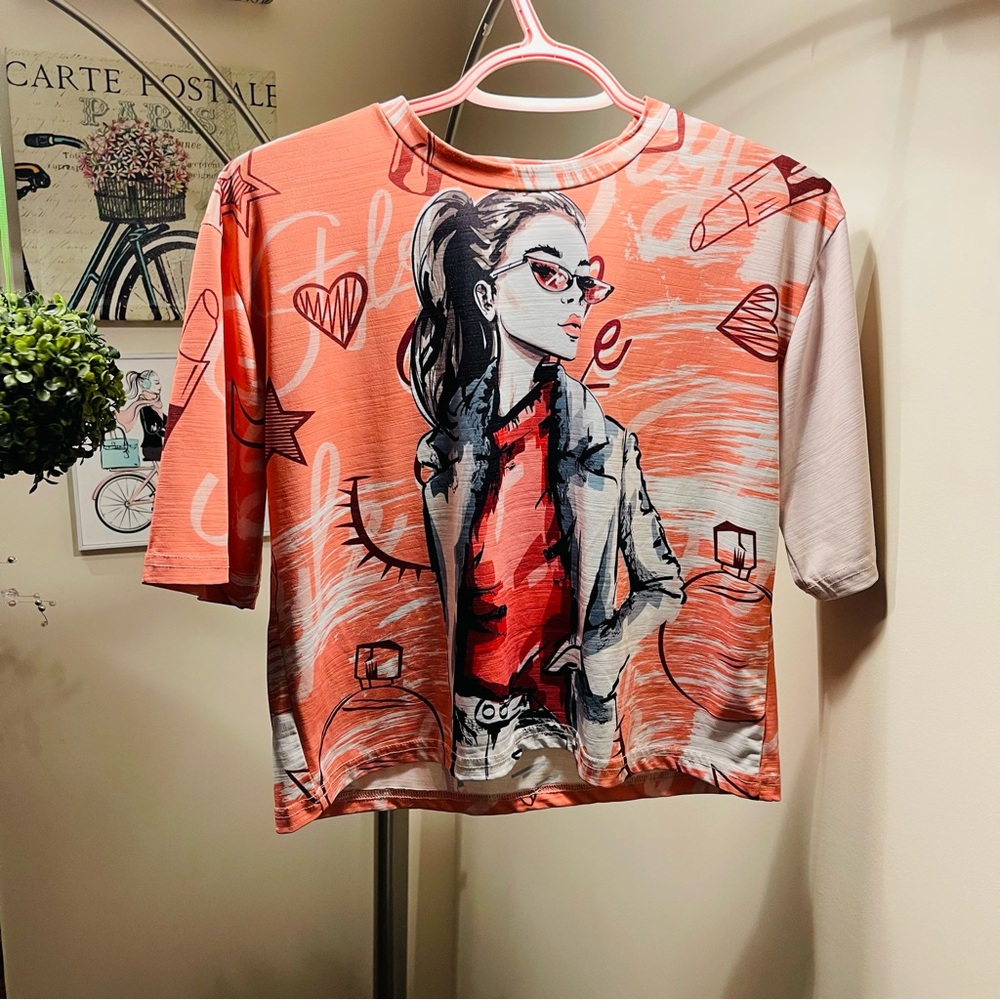 Chic Graphic Tee with Fashion Illustration